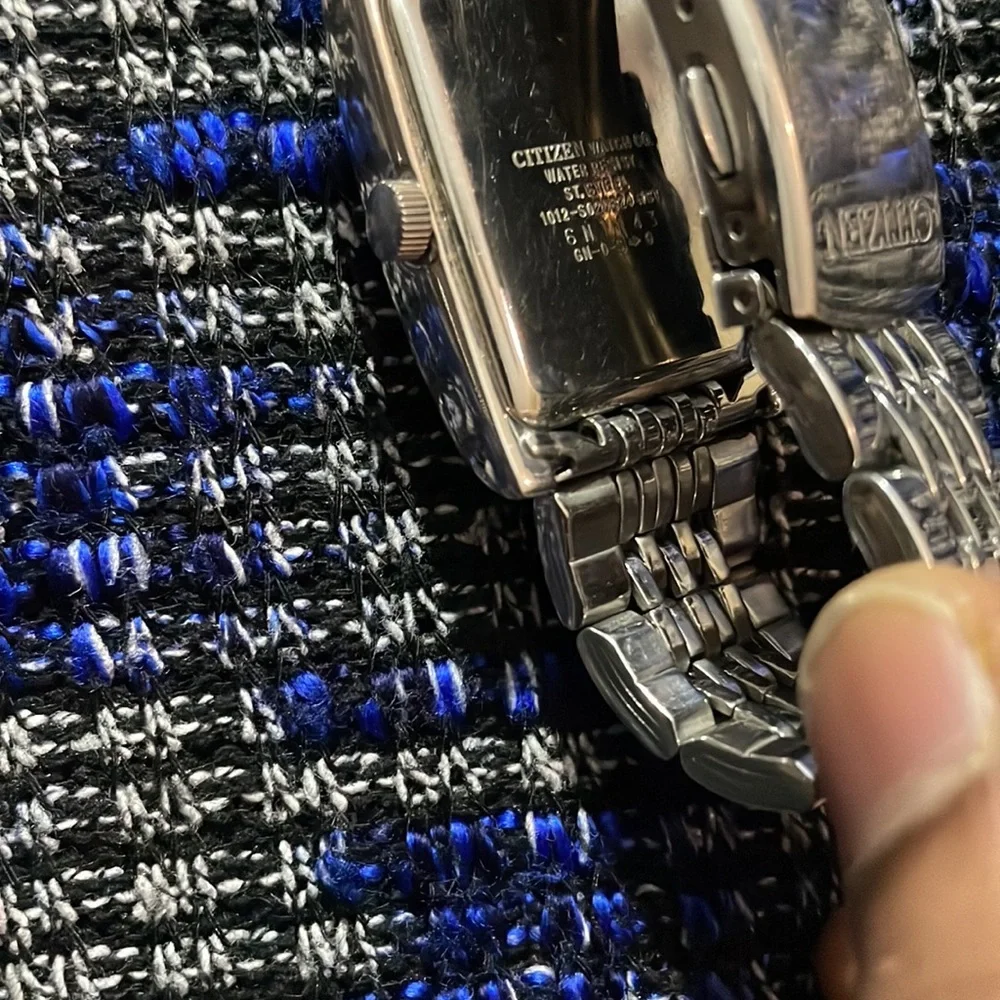 Citizen black dial stainless steel strap watch - Picture 5 of 8